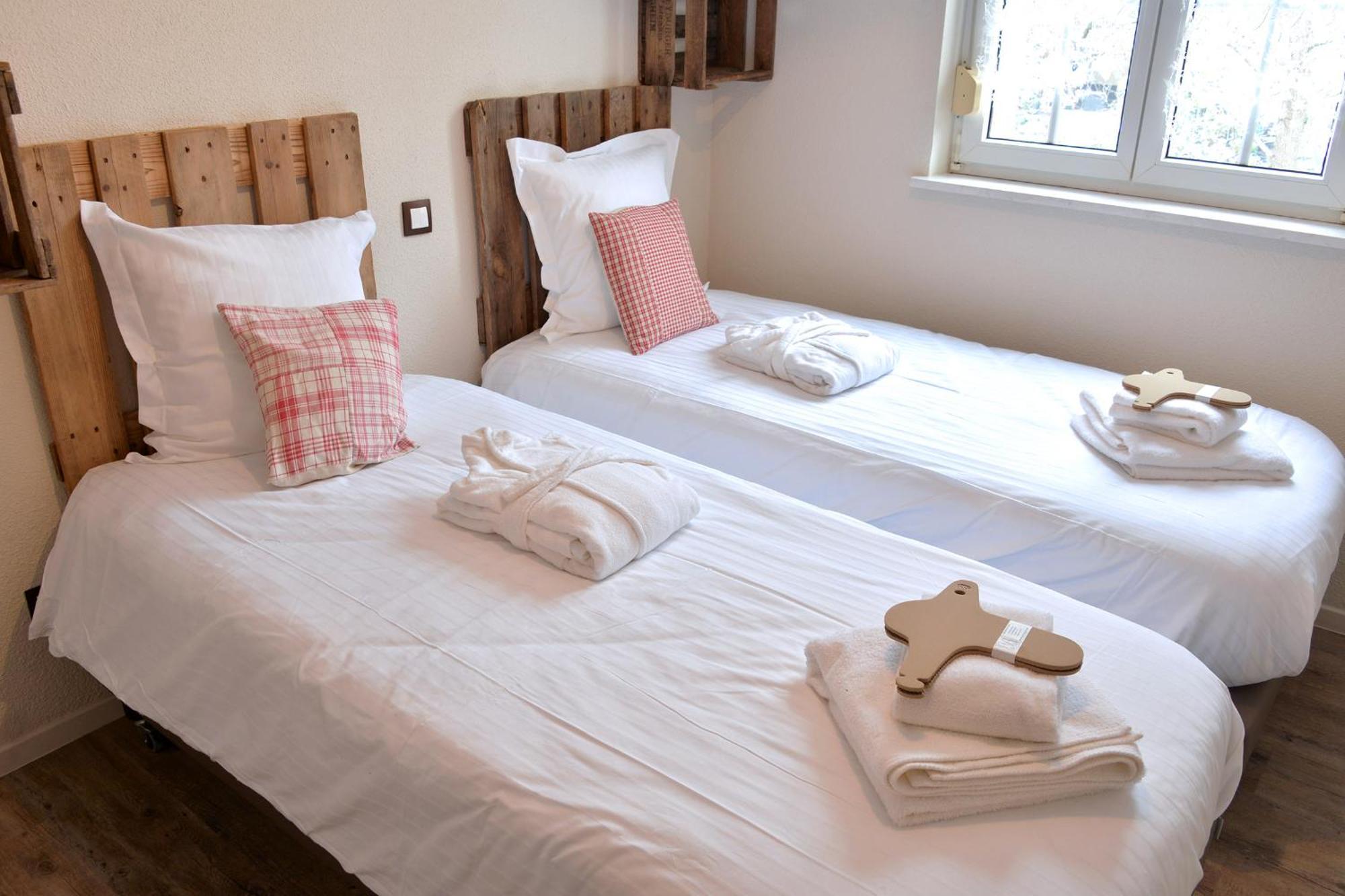 L'Eclos Des Vignes - Appartements Haut De Gamme Avec Spa Bergheim Bilik gambar