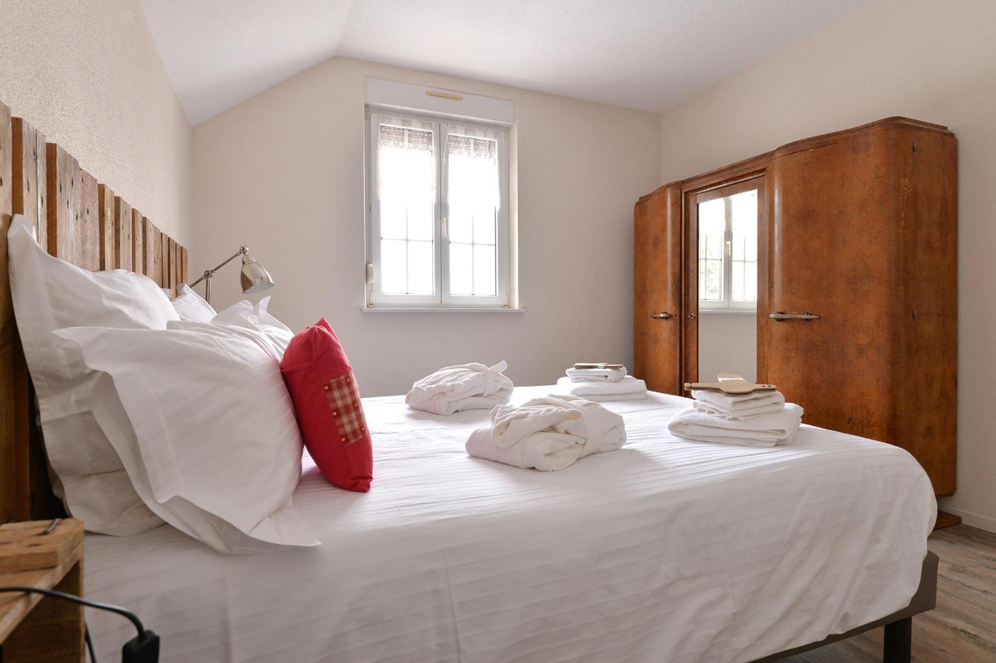 L'Eclos Des Vignes - Appartements Haut De Gamme Avec Spa Bergheim Bilik gambar