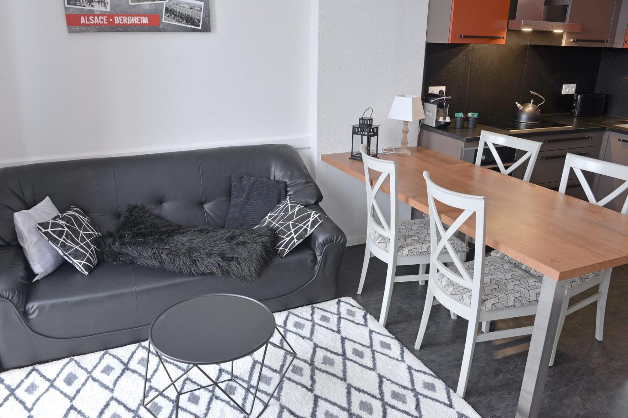 L'Eclos Des Vignes - Appartements Haut De Gamme Avec Spa Bergheim Bilik gambar